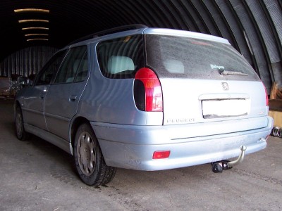 Теглич за PEUGEOT 306 1997-2001 Теглич за PEUGEOT 306 1997-2001